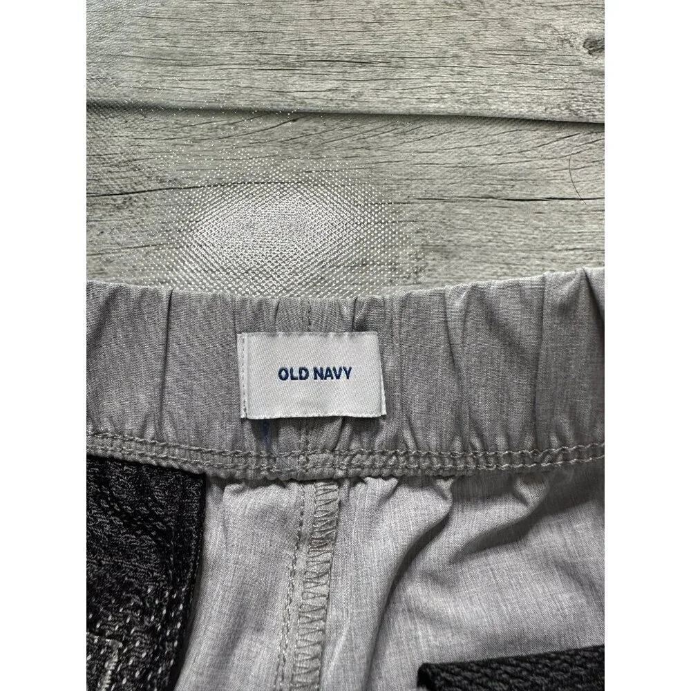 Old Navy Shorts Size Small (6-7)